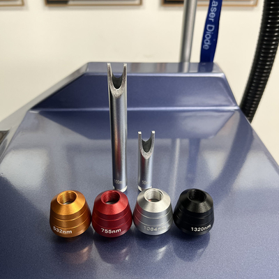 Eliminación de vello con láser de diodo Rejuvenecimiento de la piel Máquina de belleza Pico láser 2 en 1