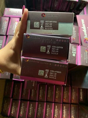 La arruga cutánea de la frente del llenador de Juvederm Ultra3 Ultra4 Voluma quita contorno de los labios