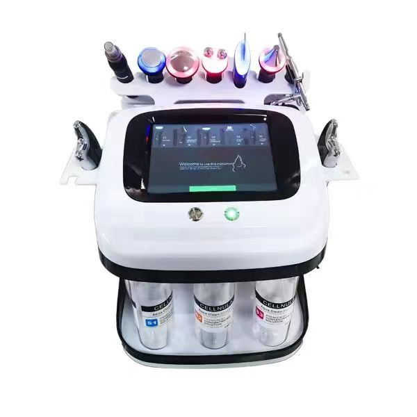 Máquina recargable de cuidado de la piel 8 en 1 para limpieza profunda y reducción de poros